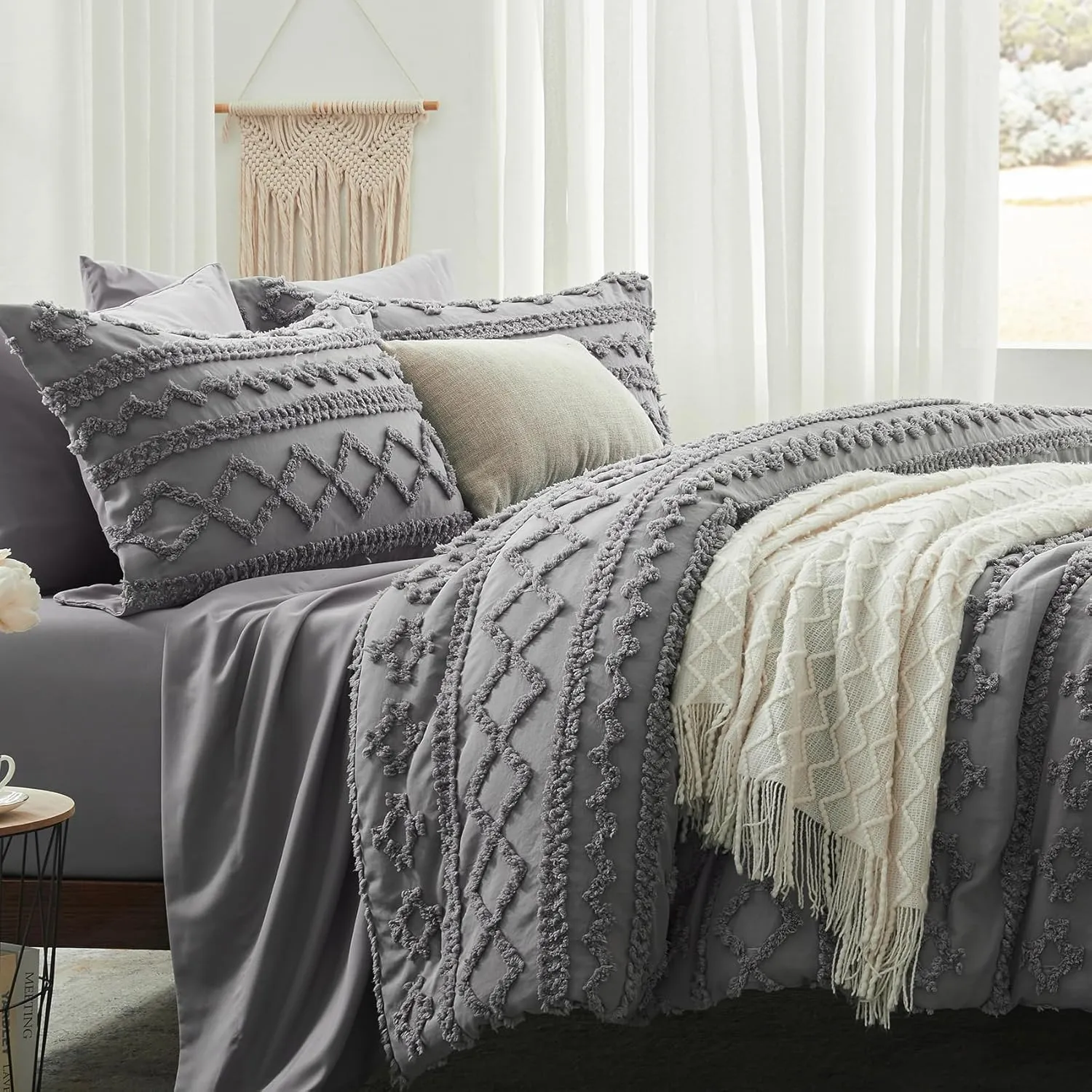Anluoer Queen Comforter Set 7 Pieces, Grey Tufted Bed in a Bag with Comforters and Pillowcases, All Season Bedding Sets with 1 Comforter, 2 Pillow Shams, 2 Pillowcases, 1 Fitted Sheet