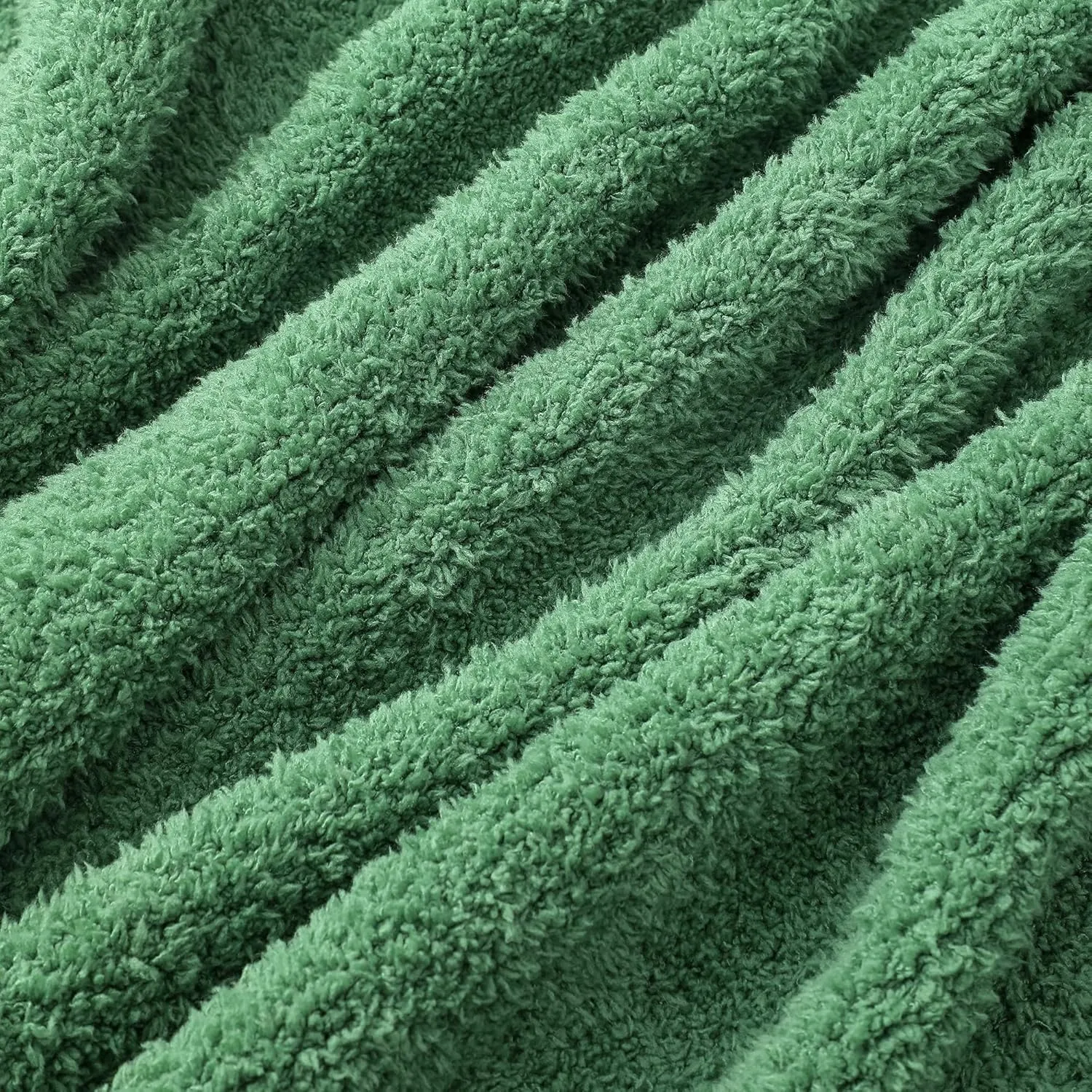 bearberry Super Soft Fluffy Throw Blanket Lightweight Cozy Warm Throw Blankets for Couch Bed Sofa All Season (Avocado Green, 50”x60”)