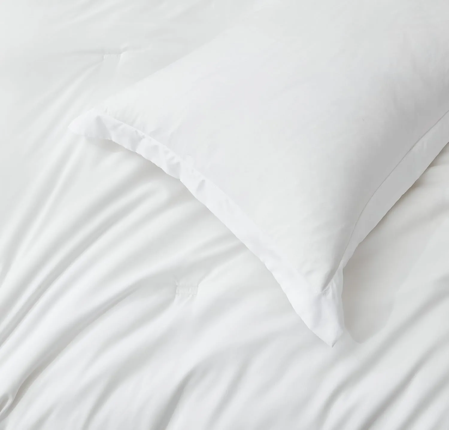 Chezmoi Collection Cliff 3-Piece Lightweight Cooling Comforter Set, Queen- Rayon Derived from Bamboo & Polyester Blended, Soft Breathable Bedding for Hot Sleepers, White