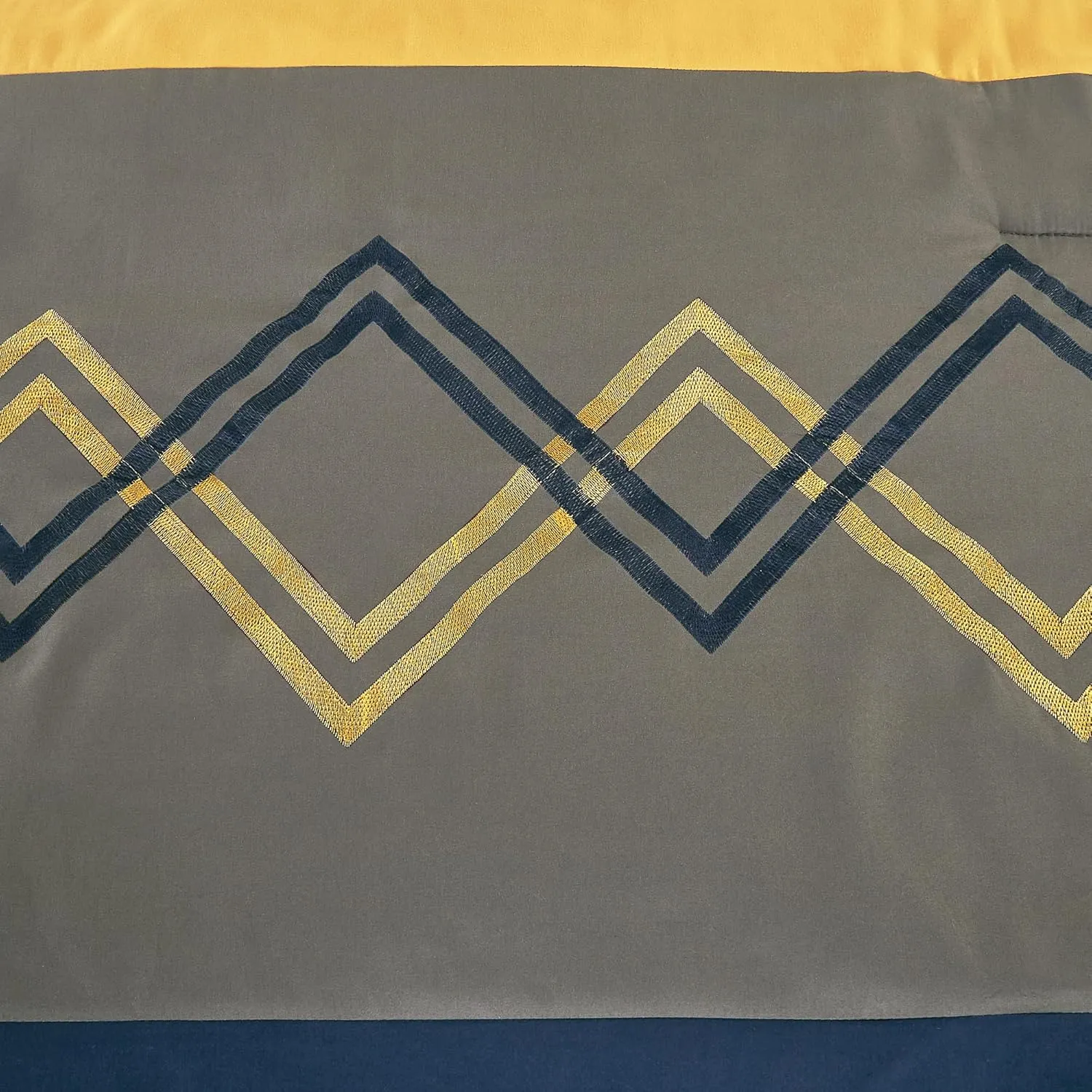 Chezmoi Collection Jaxson Bed in a Bag Queen Size 7-Piece Comforter Set with Sheets Modern Pleated Stripe Embroidered Navy/Gray/Yellow/White Zigzag Lightweight All Season Bedding