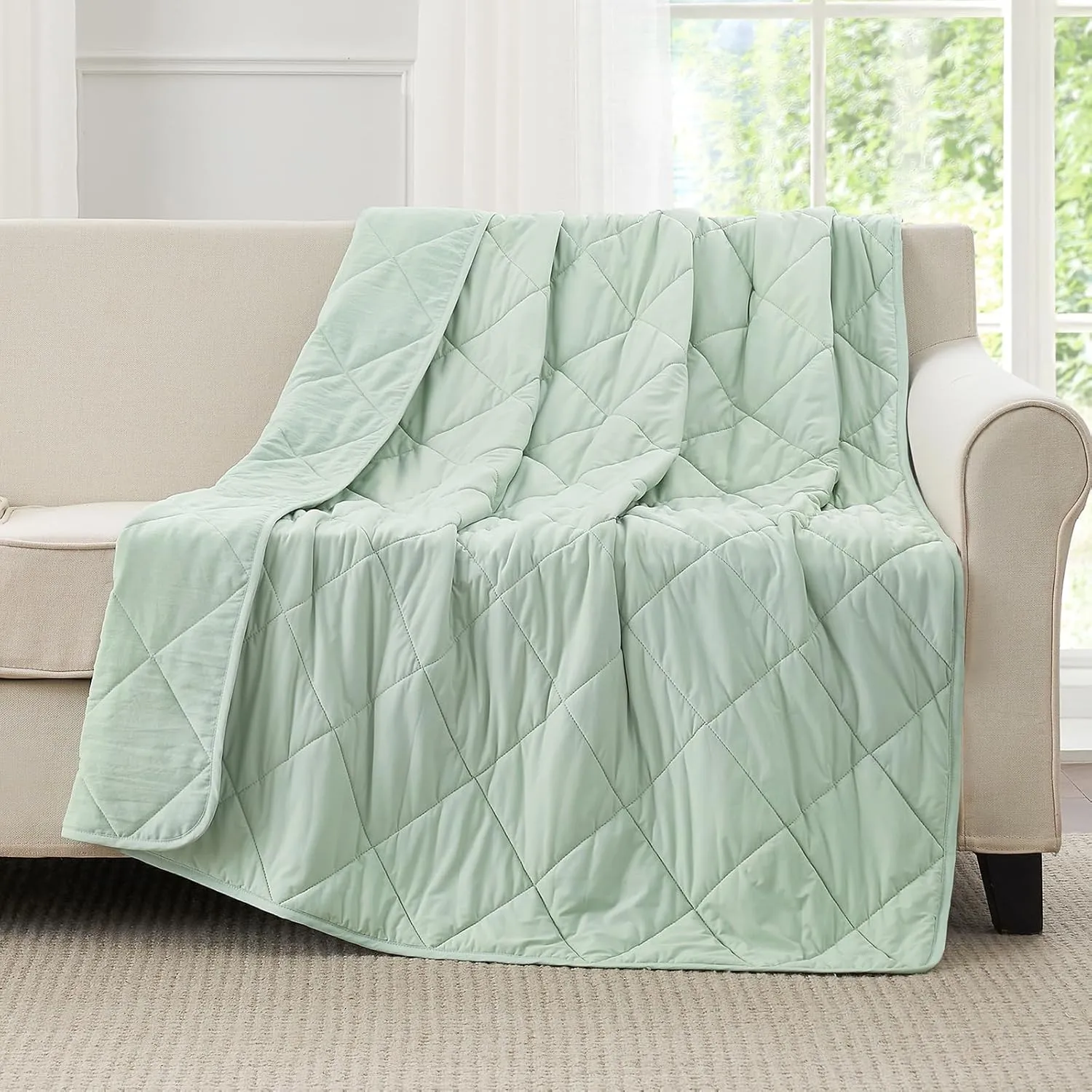 Cozy Bliss Cooling Throw Blanket for Hot Sleepers, Q-Max 0.4 Cooling Comfort 50x70, Cold Blankets for Night Sweats Sleeping, Ultra-Cool Lightweight Breathable Summer Blanket for Bed Travel