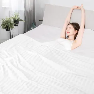Elegear Revolutionary Cooling Blanket King, Absorbs Heat to Keep Body Cool for Night Sweats, Double Sided Arc-Chill3.0 Cool Fiber Q-Max>0.5, Lightweight Summer Cold Blankets Sleeping 90" x 108"