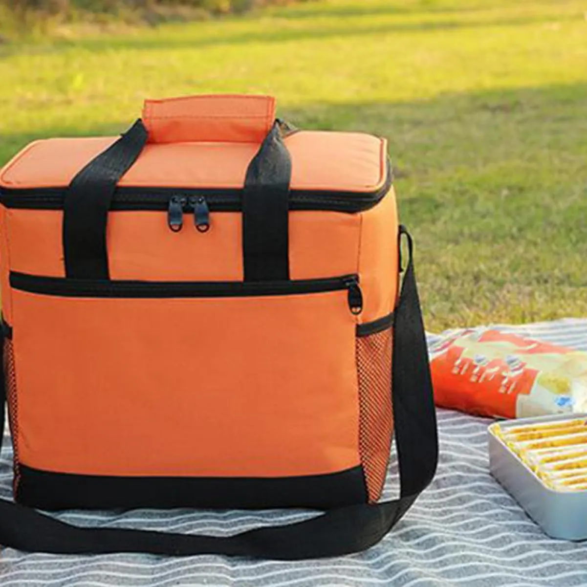 Ice Cooler Bag Insulated Casserole Food Storage Bag Hand Bag Picnic Bag Insulated Bag Heat Bags for Food