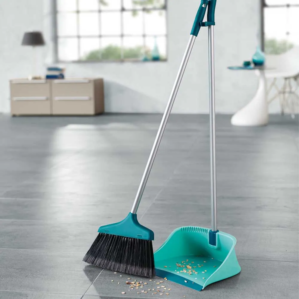 LEIFHEIT Classic Sweeper Set w/ Broom L41404