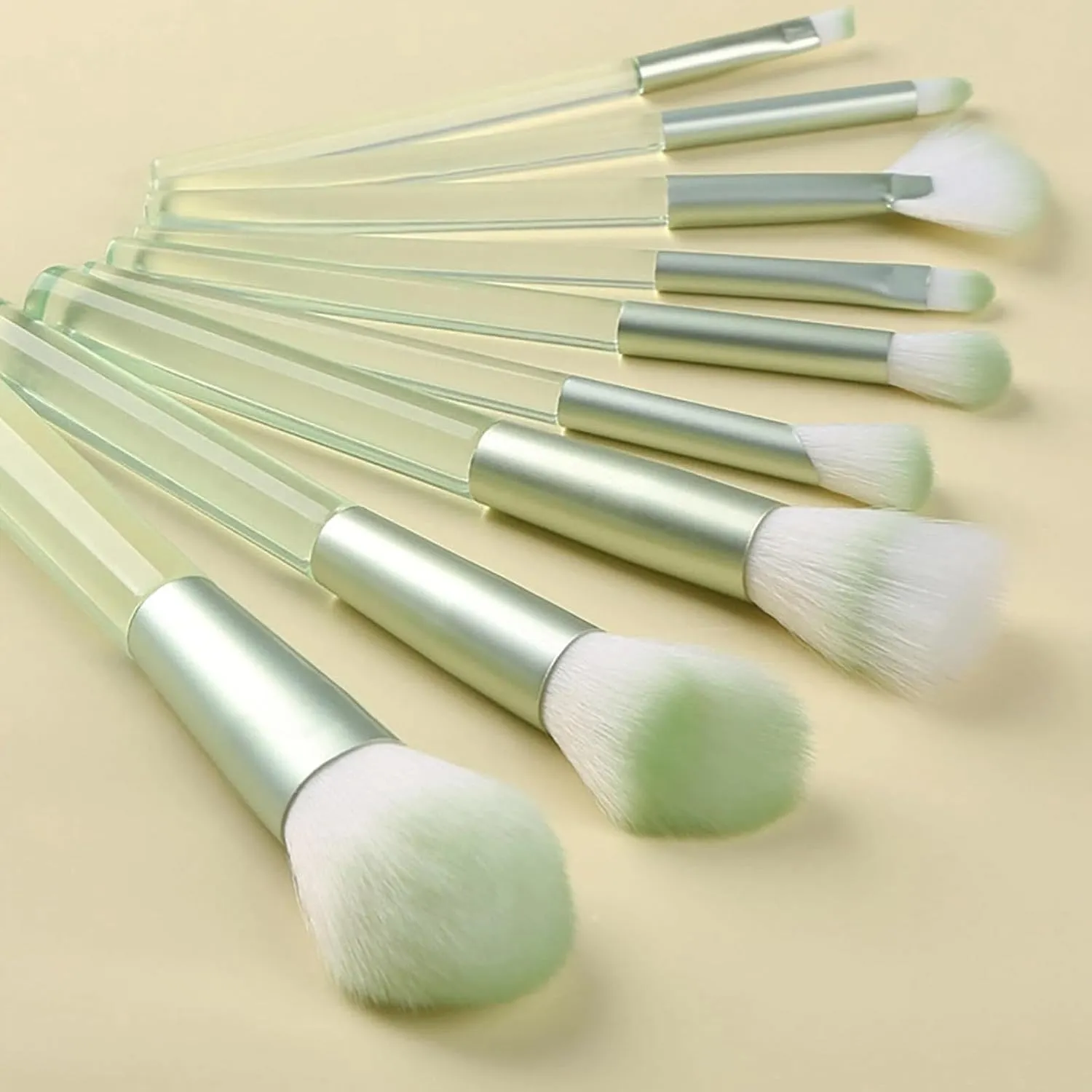 Makeup Brush Set with Storage Case, 9 Pcs Professional Synthetic Flat Foundation Brush,Eyeliner Contour Eyeshadow Concealer Blending Powder Brush,Gifts for Women