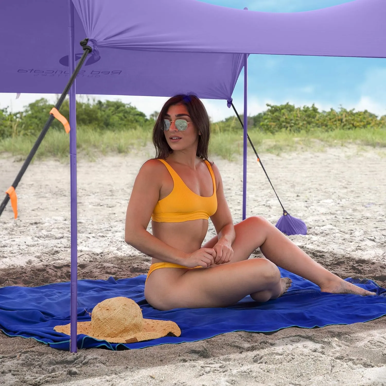 Red Suricata Family Beach Tent & Canopy, UPF50 Sun Shade, 4 Aluminum Poles, Sand Shovel, Large Portable Sun Shelter