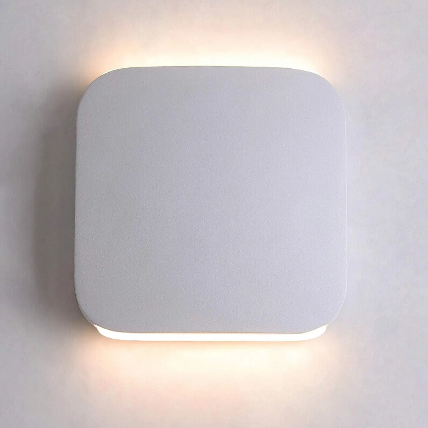 Sluce Wall Sconces Modern LED Square Aluminum Waterproof IP54 Wall lamp 9W Outdoor Indoor Light Up Down White for Bedroom Garden 3000K Warm Light