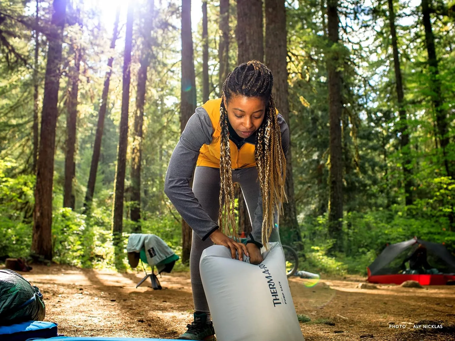 Therm-a-Rest NeoAir Venture Lightweight Camping Air Mattress, Pine, Regular - 20 x 72 Inches