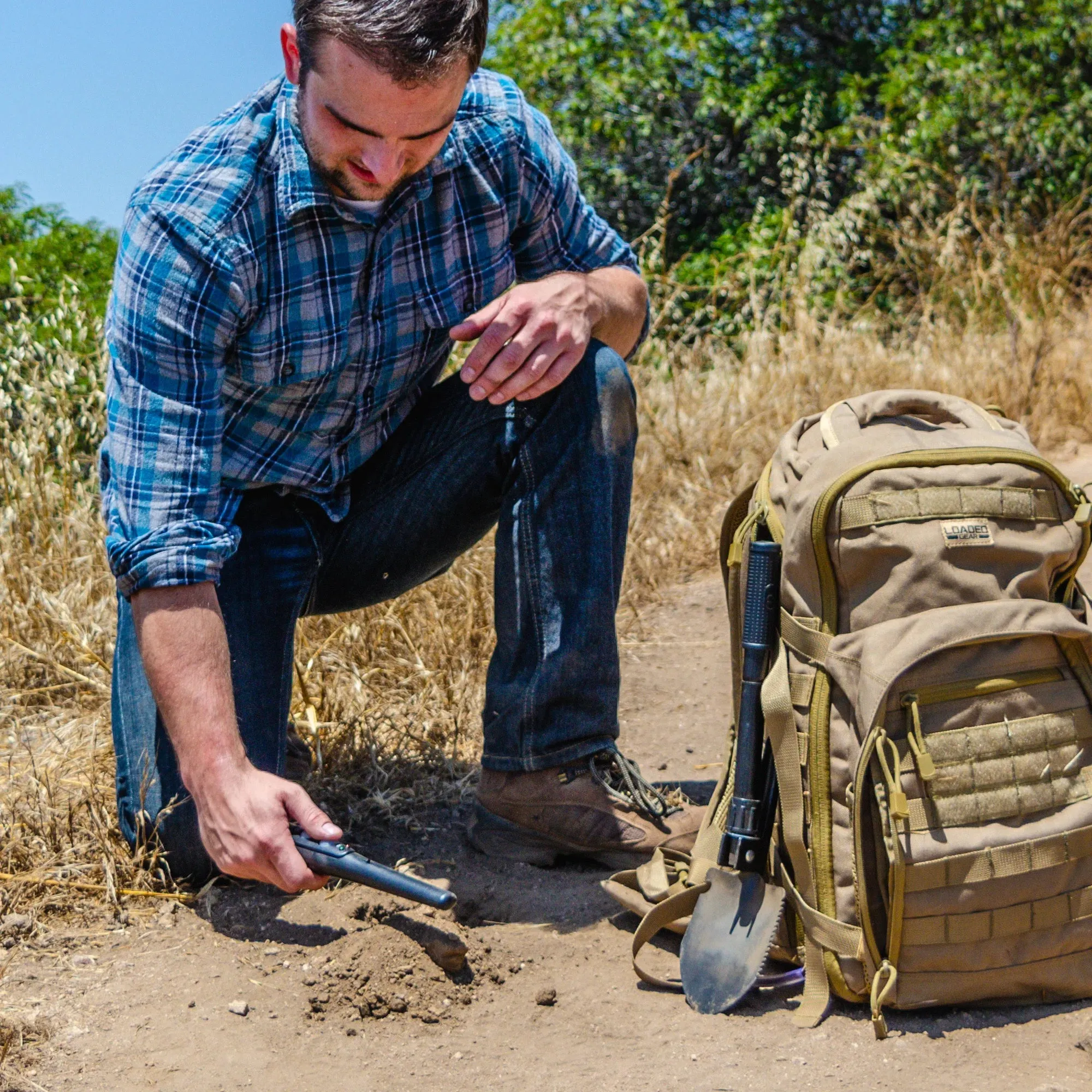 Winbest Dual Edge Foldable Metal Shovel with Bag | AF13292